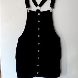 Overall dress